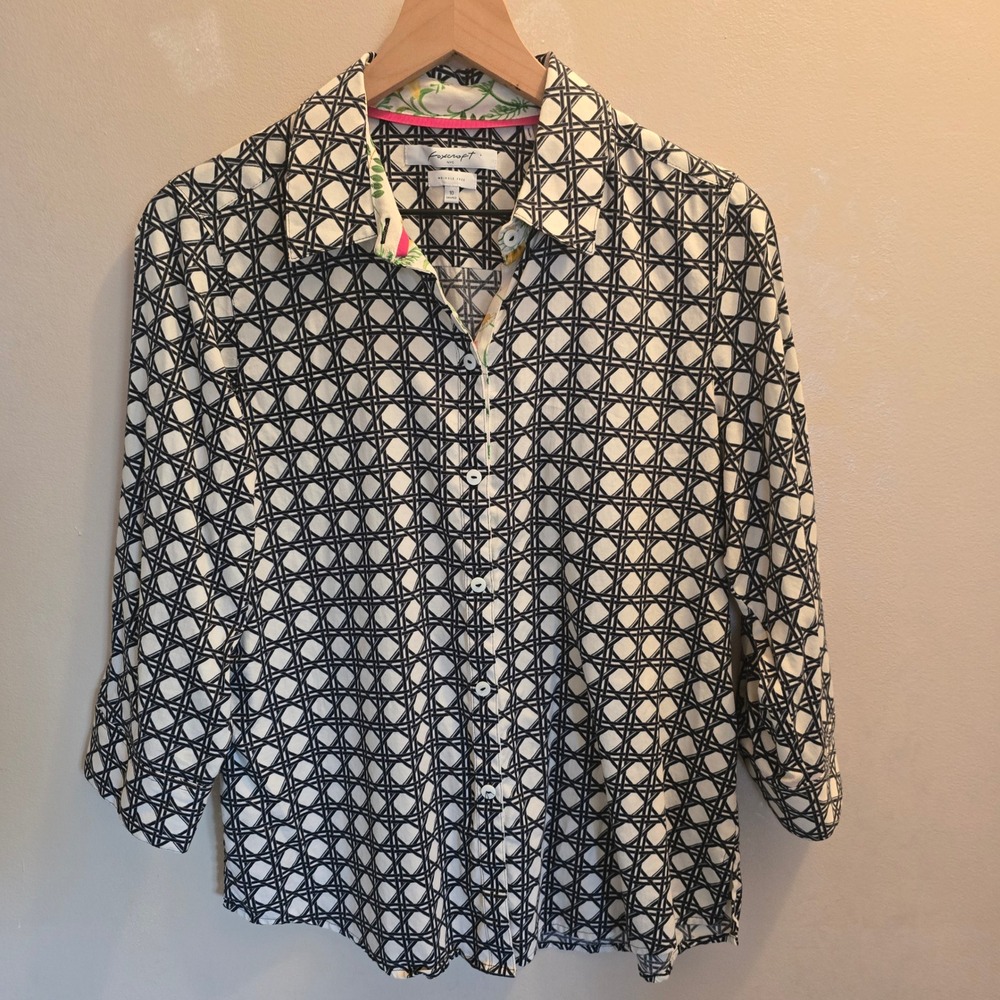 Foxcroft NYC Womens Button Down Shirt Wrinkle Free Geometric Print Size 10 Shape